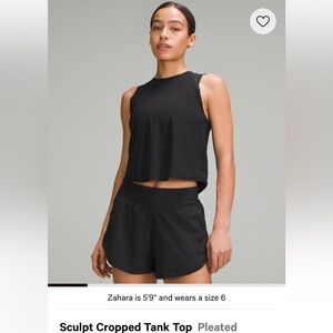 sculpt cropped tank, not pleated this style no longer sold at lulu